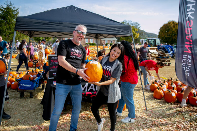 Mark Spain Real Estate agents giving back to the community