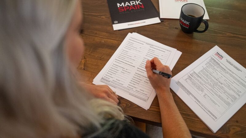 Post-Sale Checklist: Essential Steps for Home Sellers After Moving Out