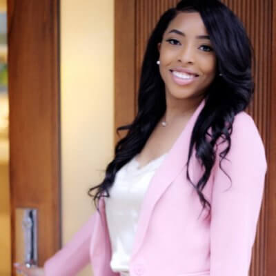 Starnisha exceeded in meeting her clients goals