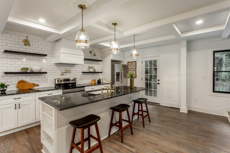 This kitchen is up-to-date on 2021 design trends