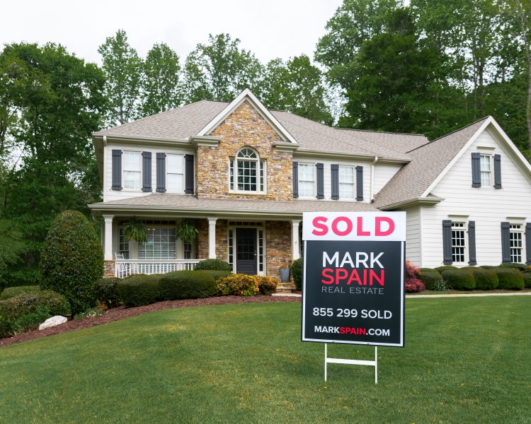 Sell Your Home Quickly and For More in a Seller's Market