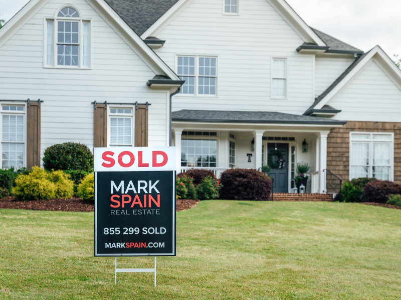 Sell Your Home Through a Traditional Market Listing or Guaranteed Offer